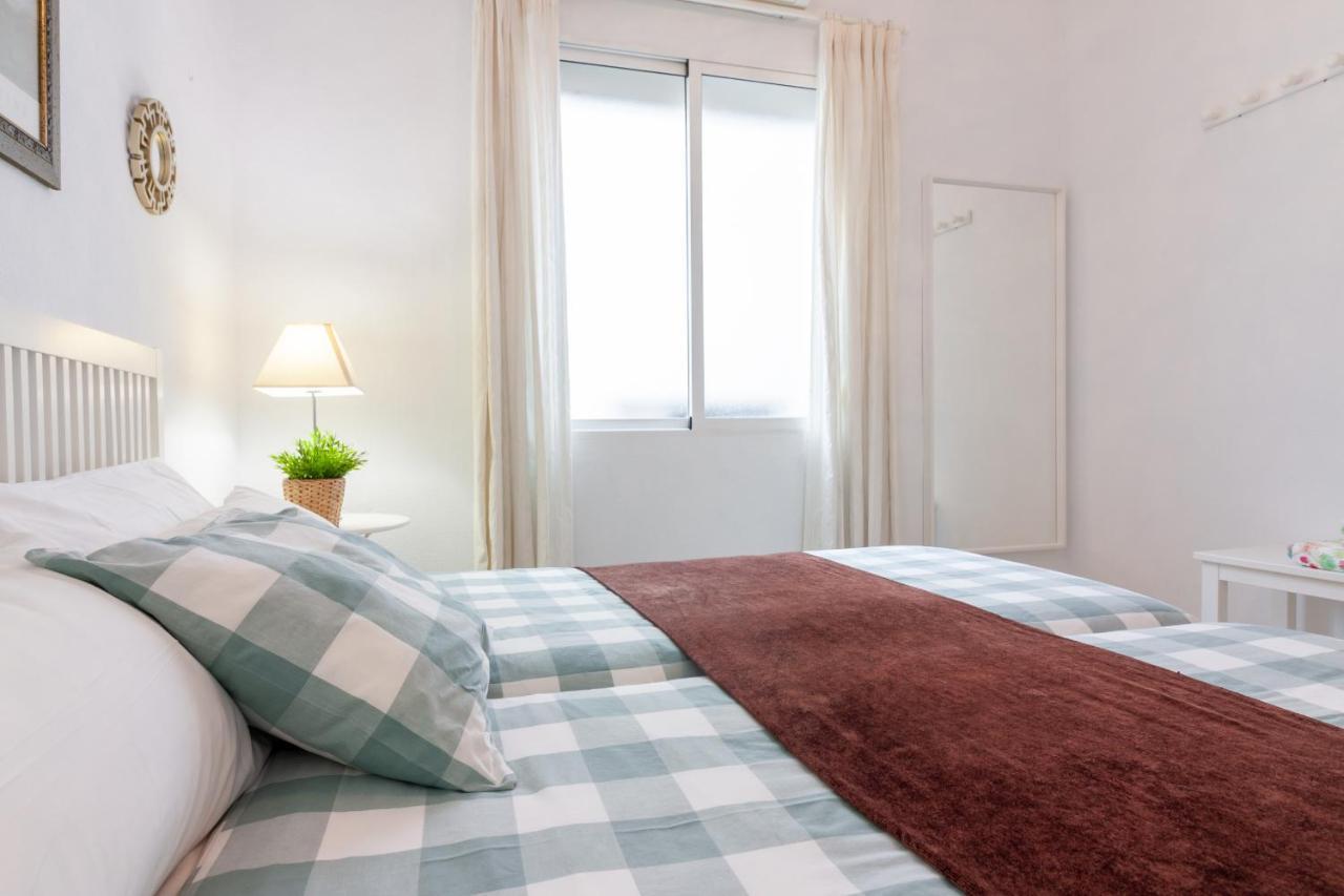 Sea & Wave Soho Family Apartment Malaga Exterior photo